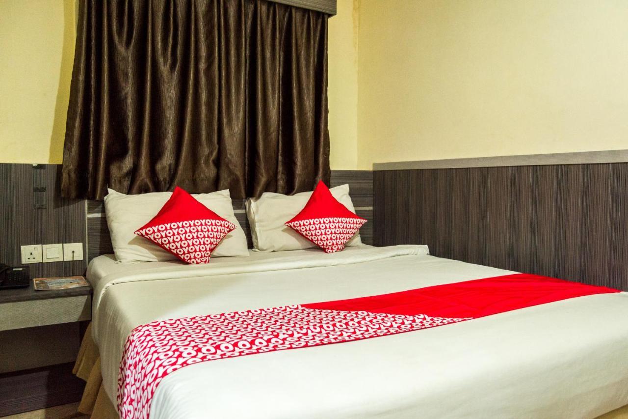 Collection O 625 Hotel Golden Gate Batam Eksteriør billede